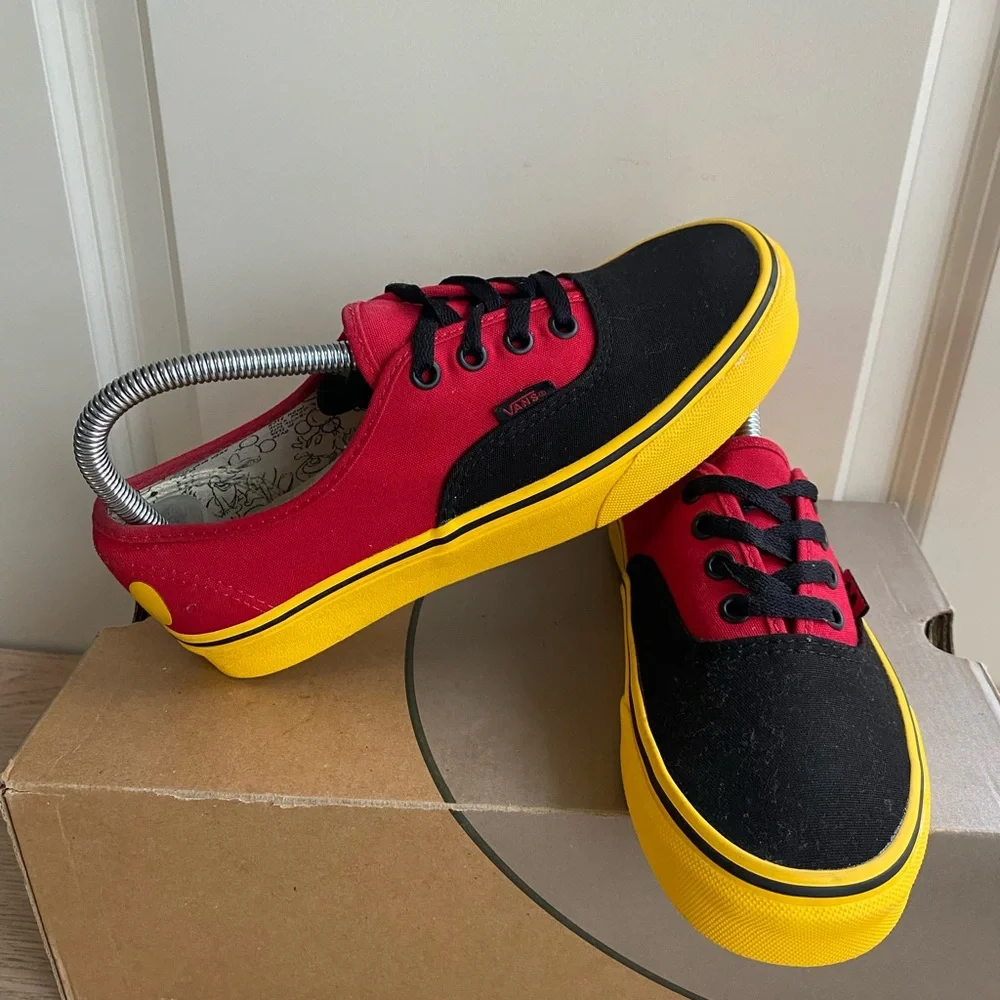 Vans X Disney 90th Anniversary Mickey Mouse Red Yellow Authentic Size M 6- W 7.5 - Picture 9 of 13